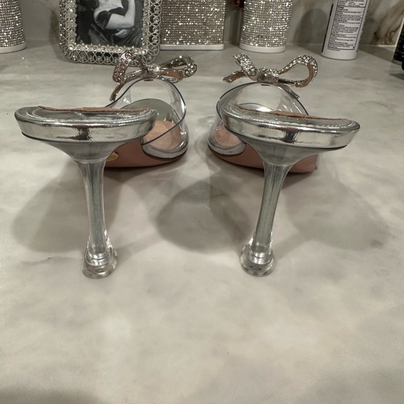 Aquazzura Bow Heels - Picture 4 of 10